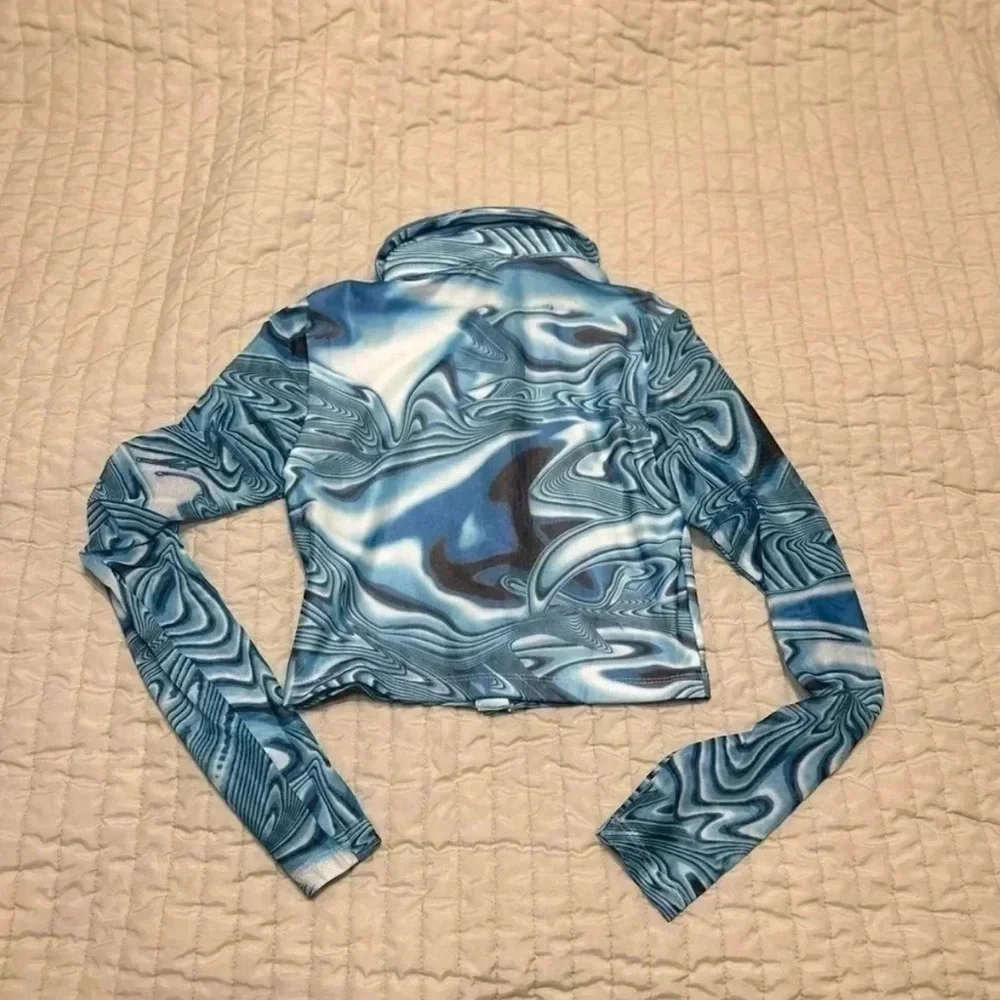 NEW! Princess Polly Alina Long Sleeve Top Blue and White Casual Blouse Shirt - Picture 4 of 7